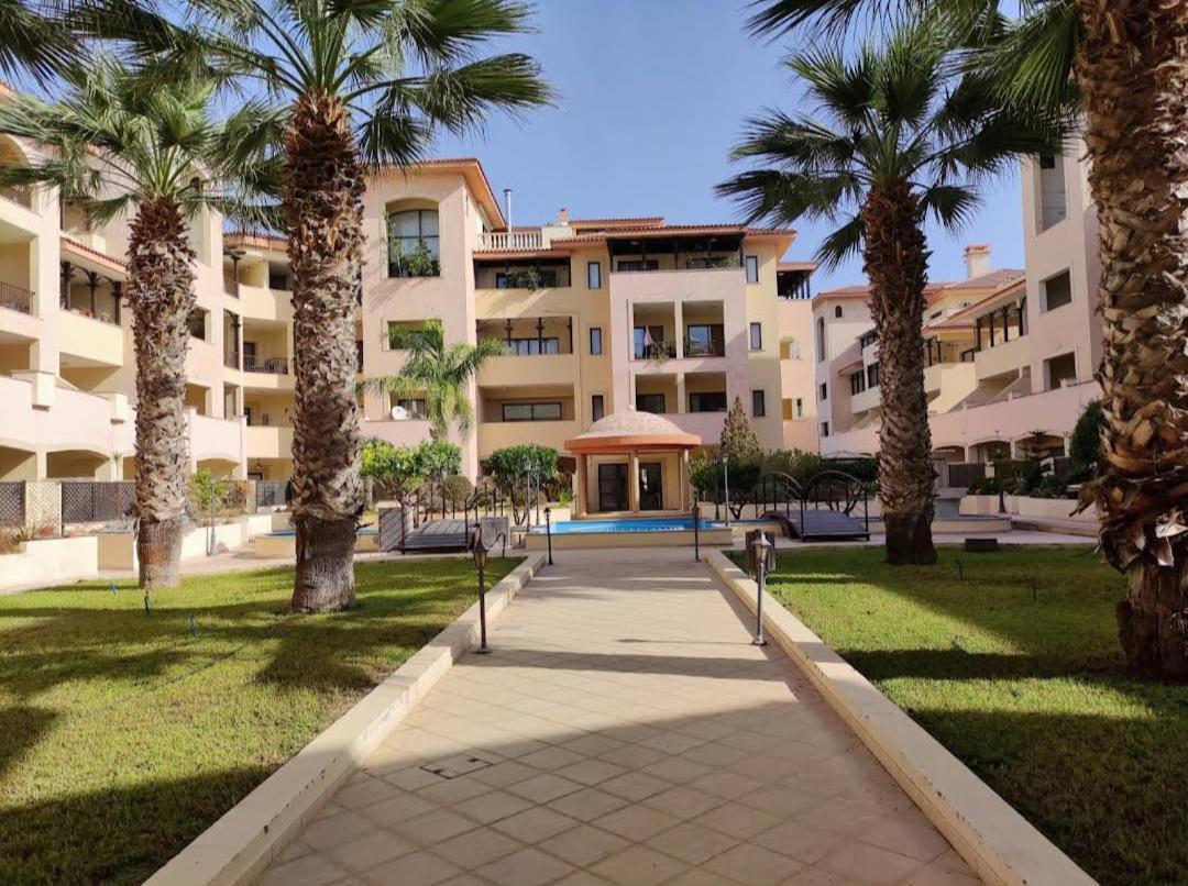Queens Gardens Paphos Buitenkant foto